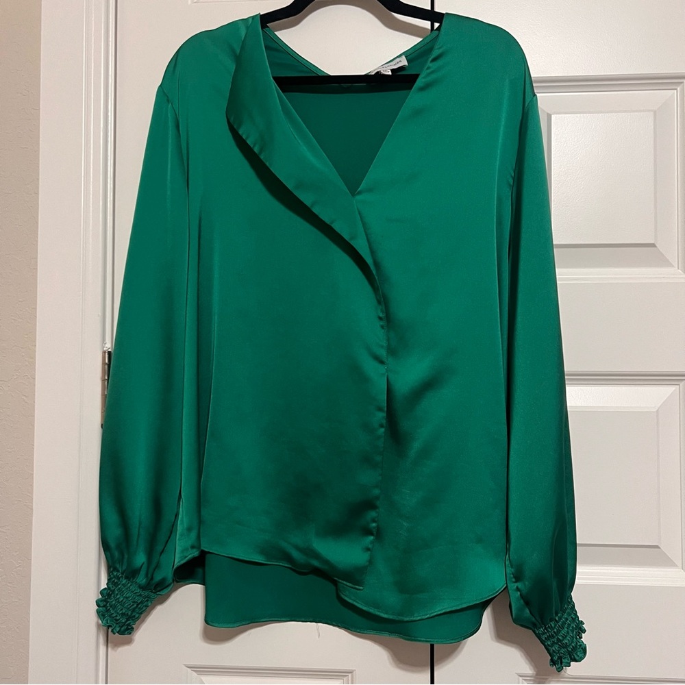Gibson Latimer Vibrant Green Blouse - Picture 1 of 7